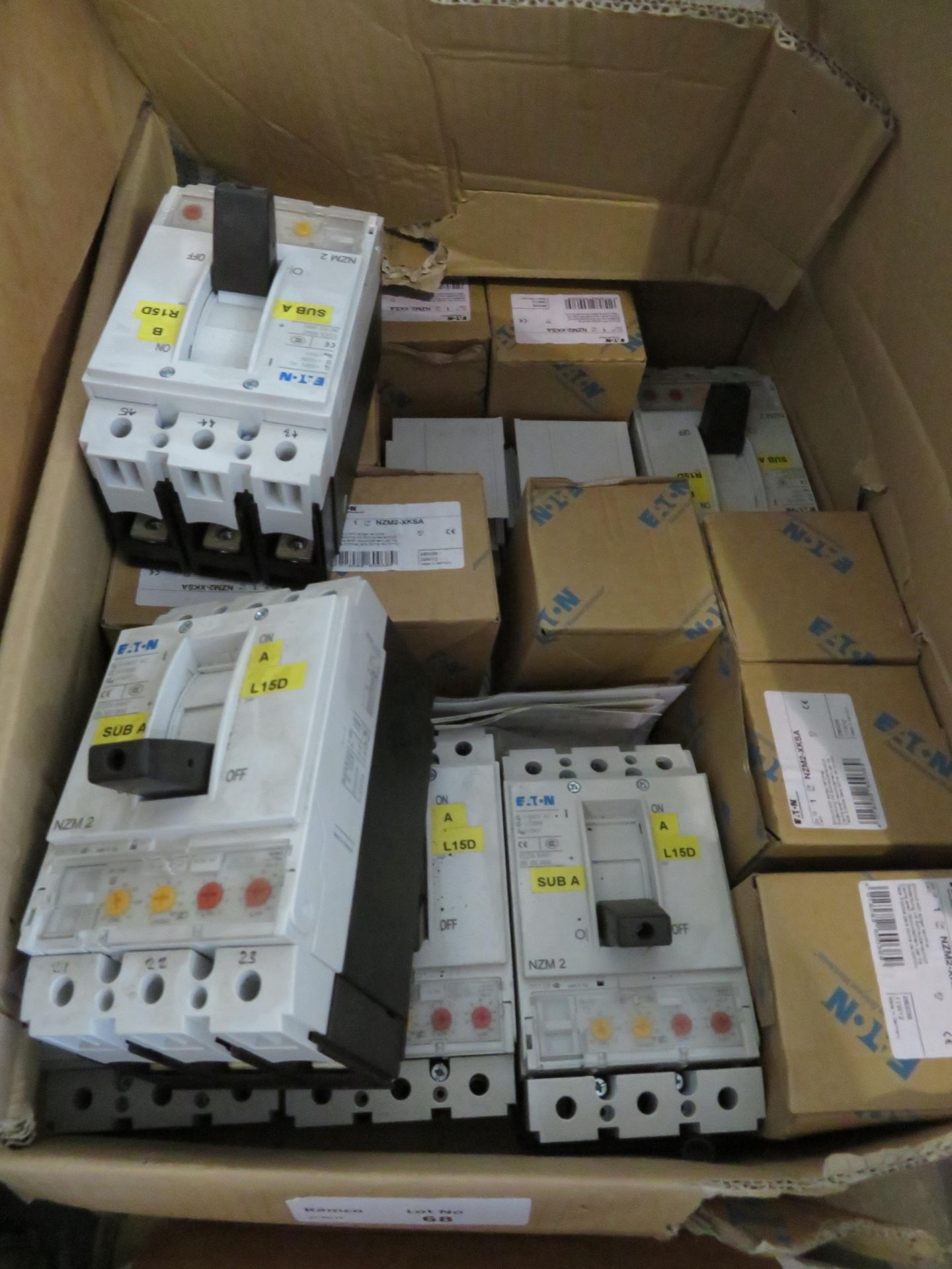 2 X UNUSED GEC FUSE BOARDS, CIRCUIT BREAKERS AND OTHER ELECTRICAL SPARES - Image 3 of 5