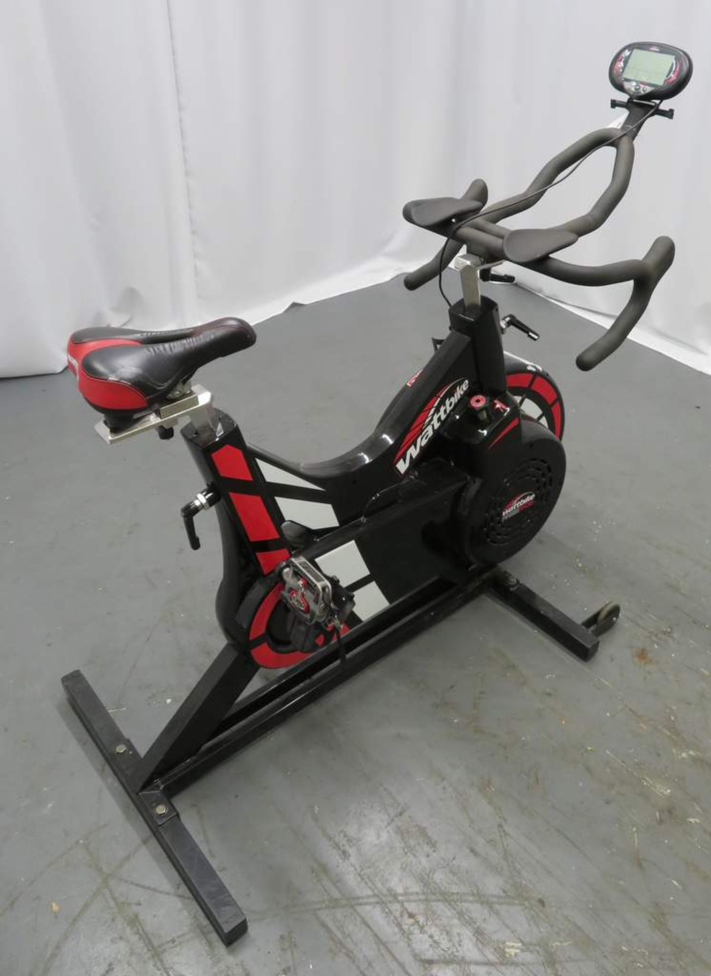 Watt Bike Class: SA Exercise Bike, Complete With Digital Console, Adjustable Seat & Handle Bars. - Image 2 of 7