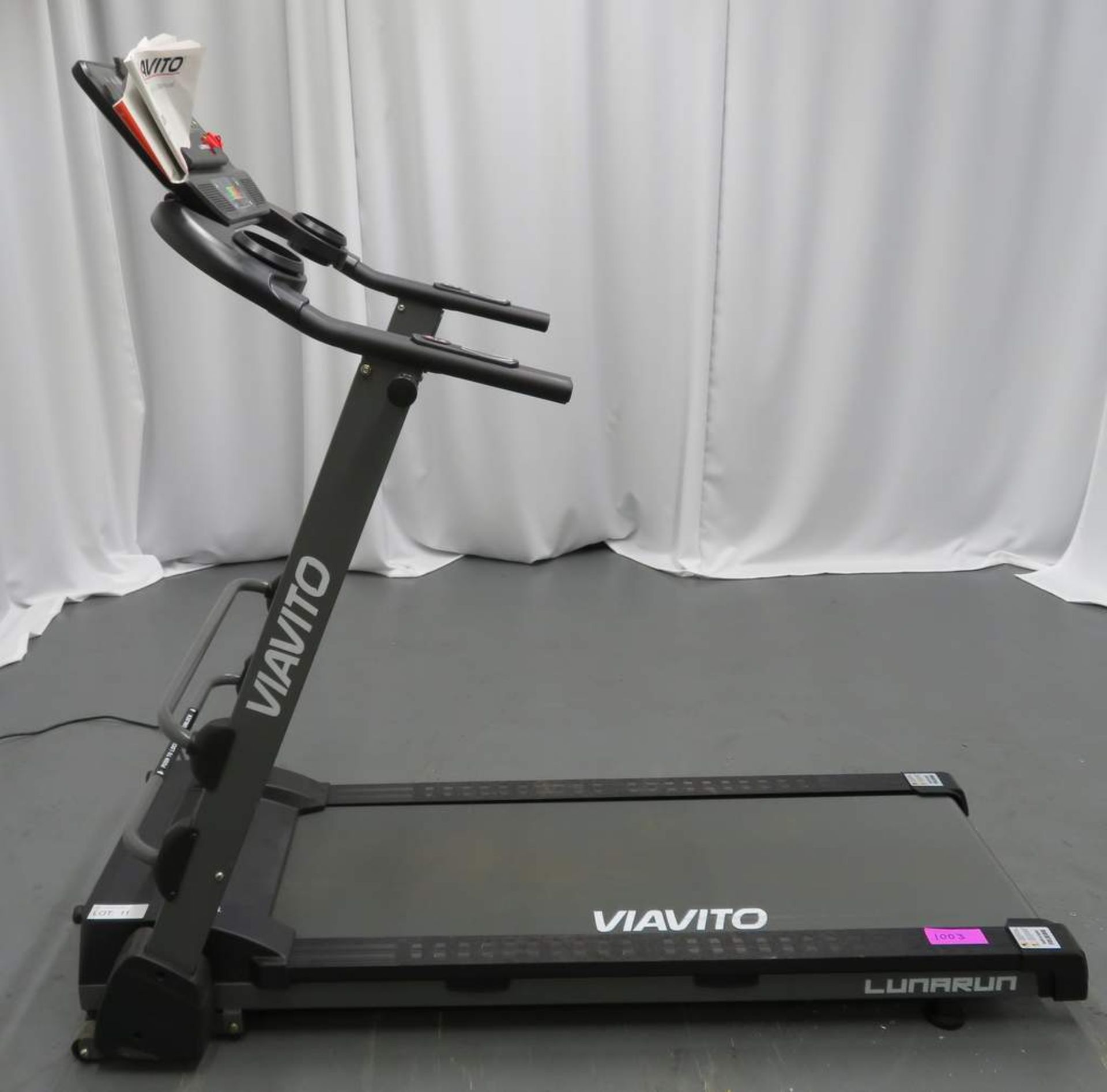 Viavito Luna Run Treadmill - Foldable.