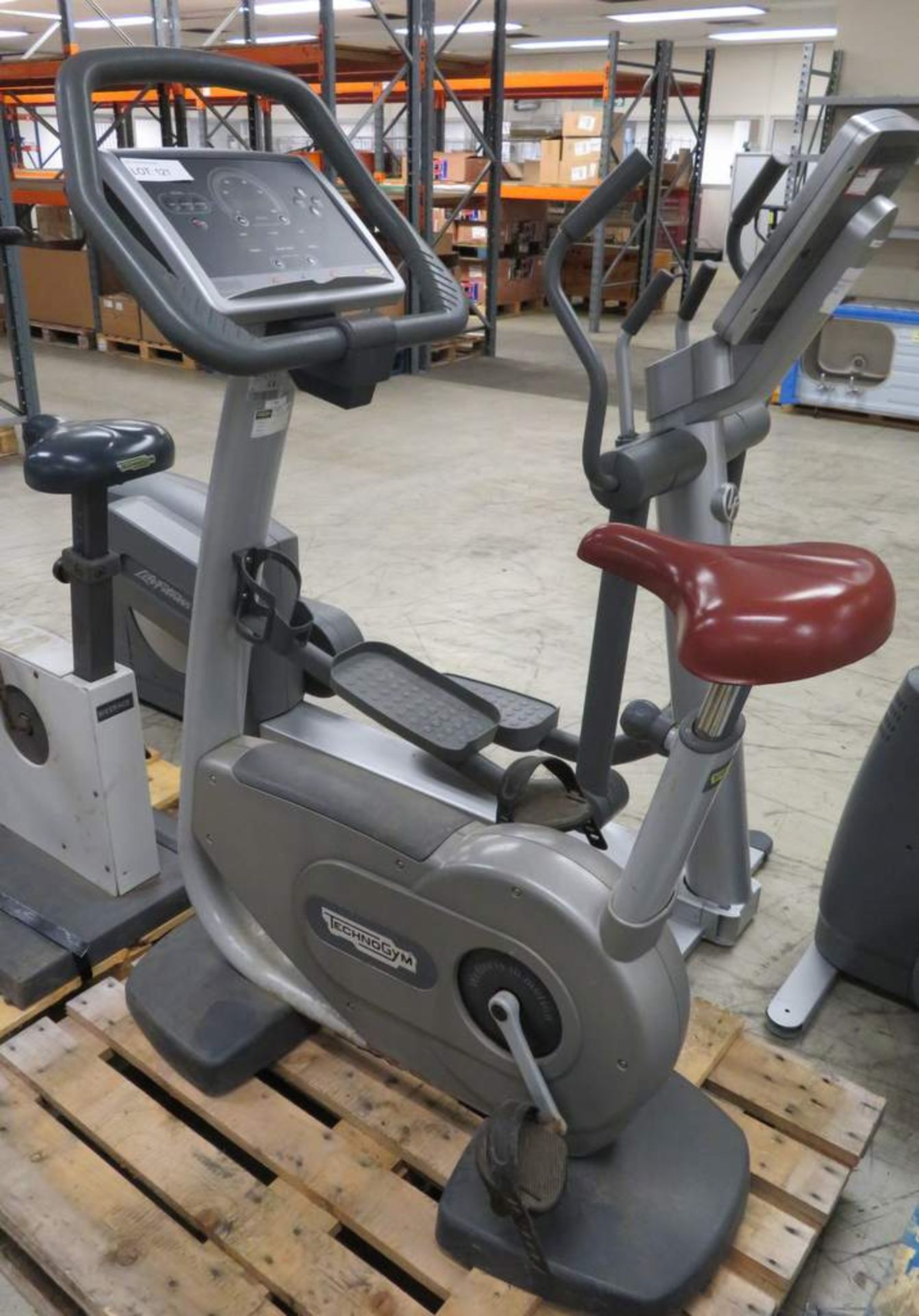 Technogym, Model: Excite 550i, Upright Exercise Bike. - Image 2 of 7