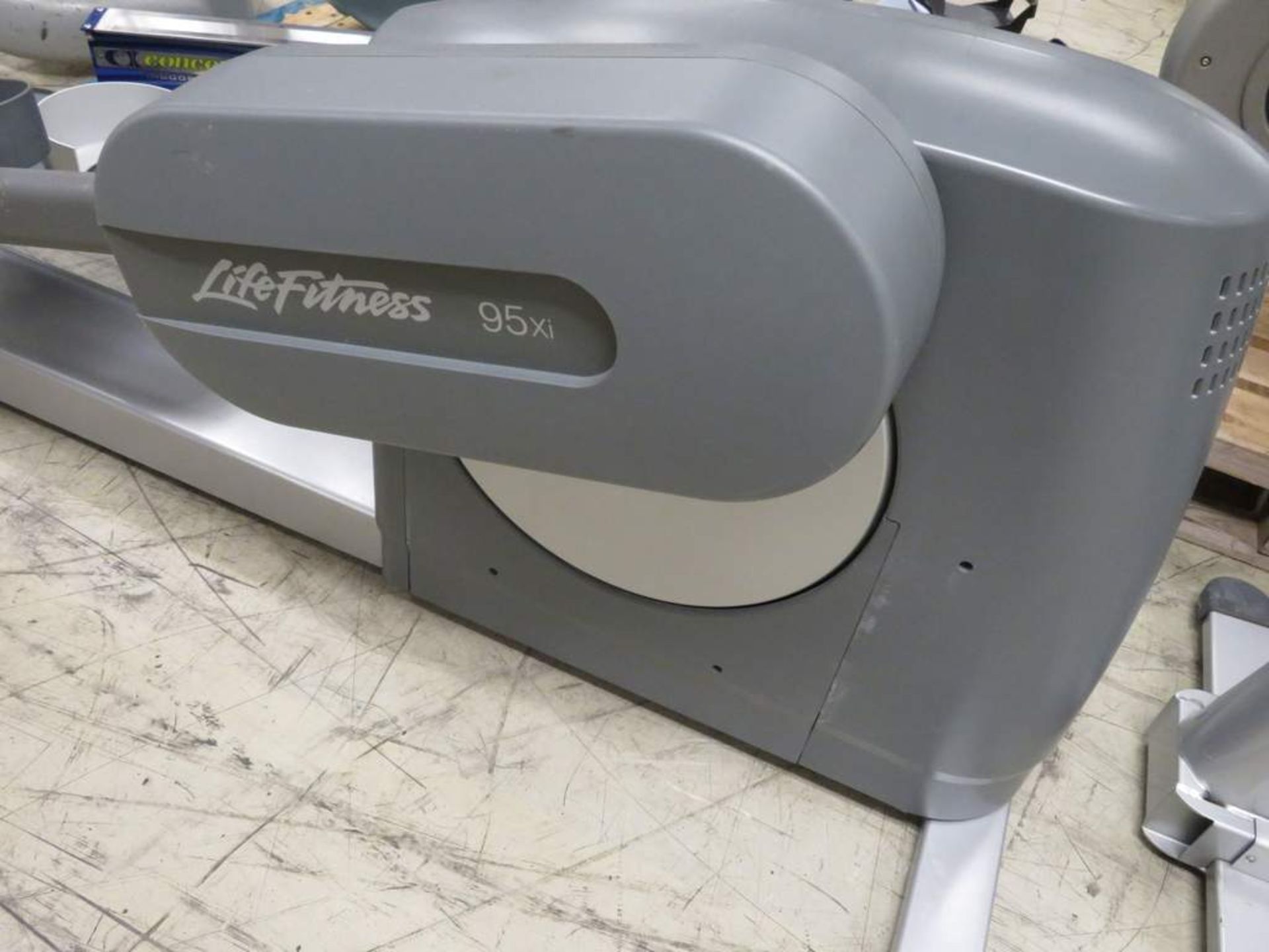 Life Fitness, Model: 95Xi Total Body Trainer, Cross Trainer. - Image 3 of 6