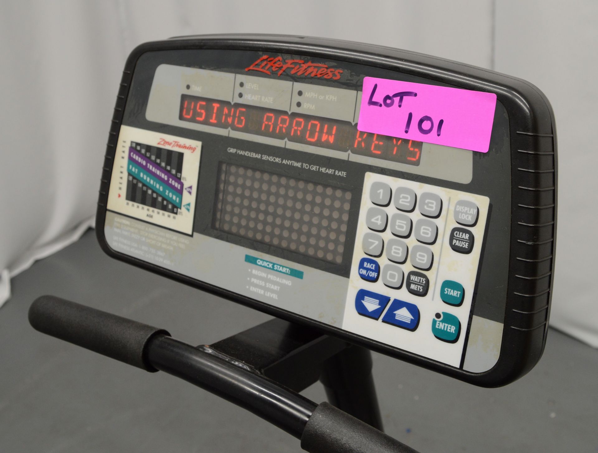 Life Fitness, Model: 9500HR, Recline Exercise Bike. - Image 2 of 7