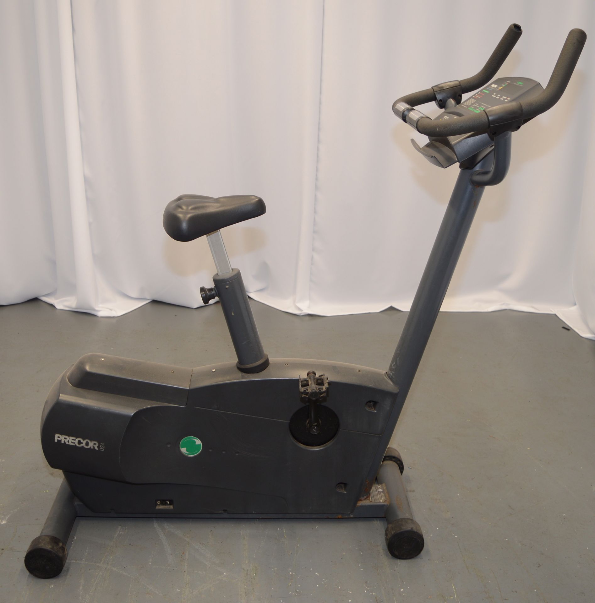 Precor, Model: C846, Upright Exercise Bike, LED Display Console, Self Powered.