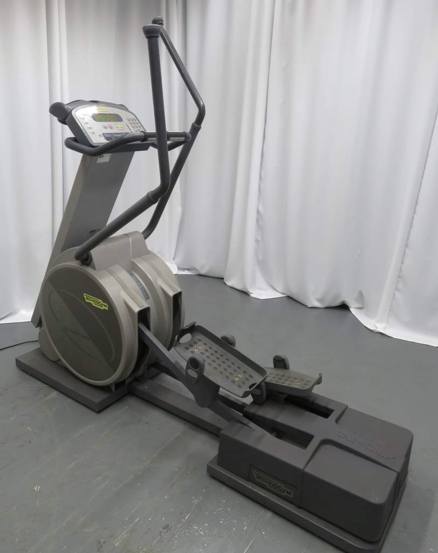 Technogym, Model: XT PRO Glidex 600, Cross Trainer. - Image 2 of 7