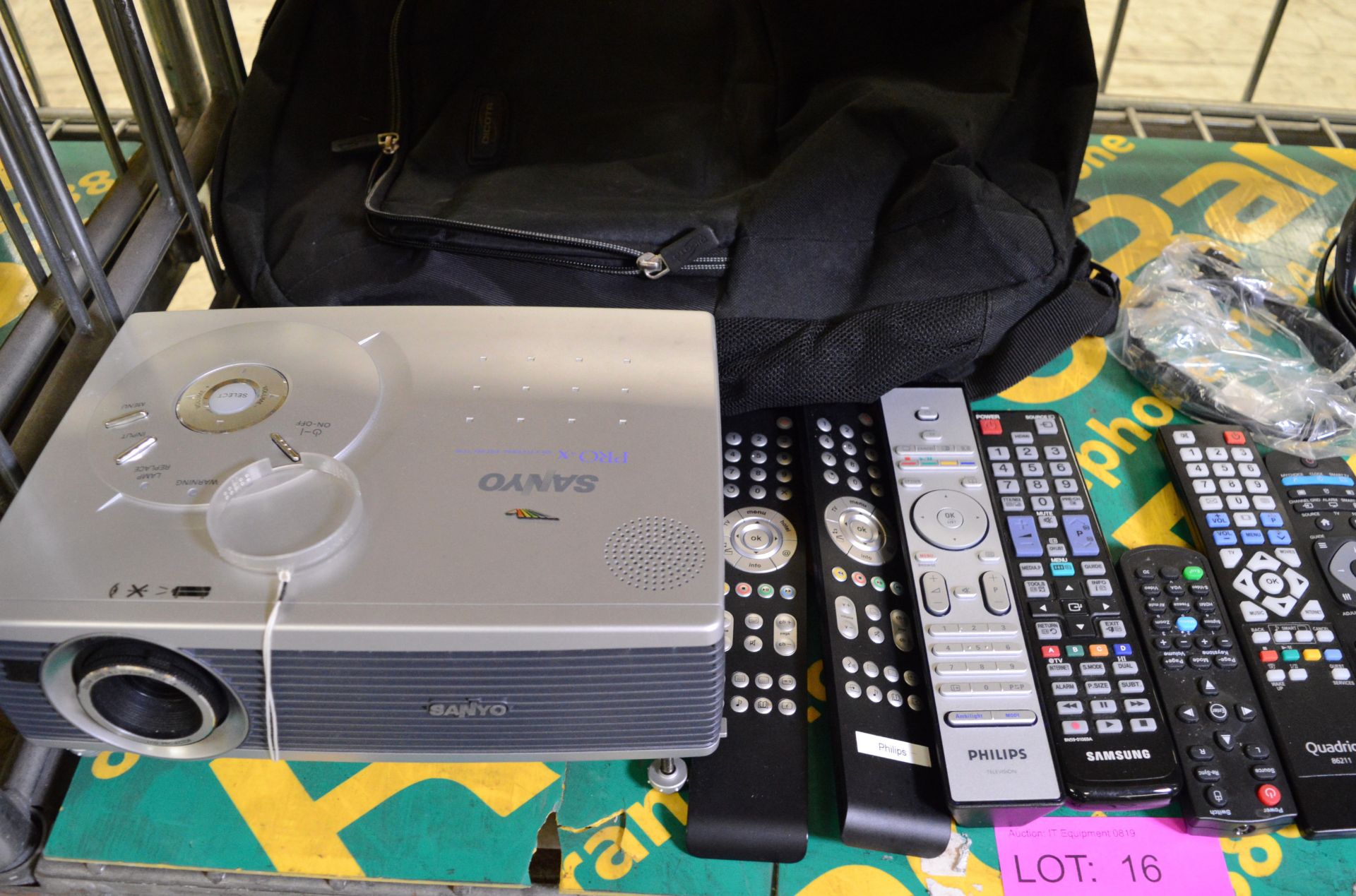 Sanyo Pro-X PLC-SW-30 LCD Projector, Remotes, Cables, Keyboard with carry bag - Image 2 of 3