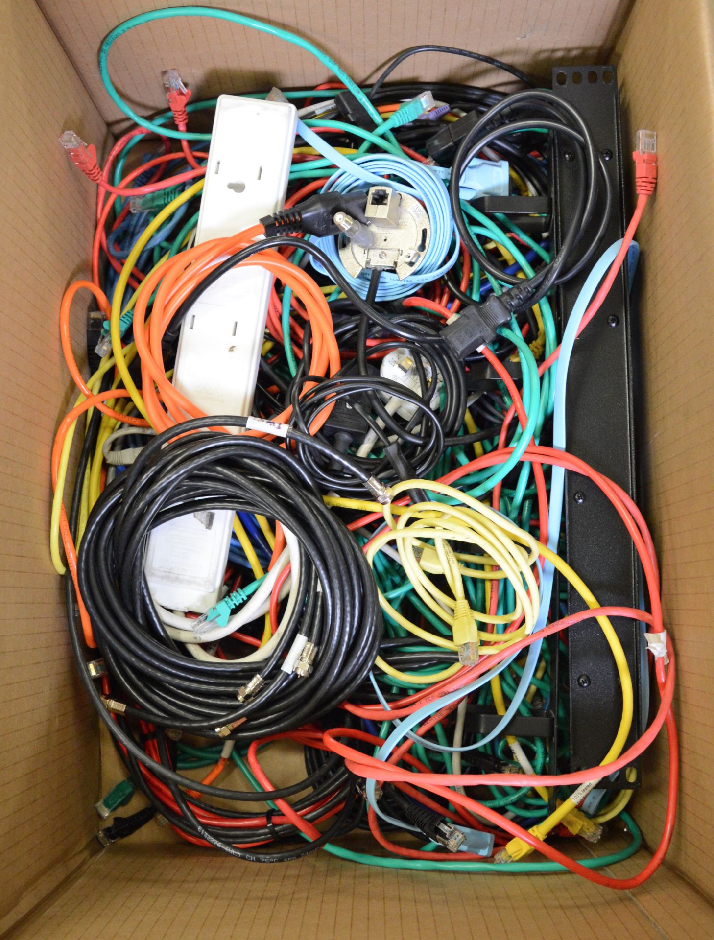 3x Boxes of Adapter Pugs, Cabling - Image 5 of 5