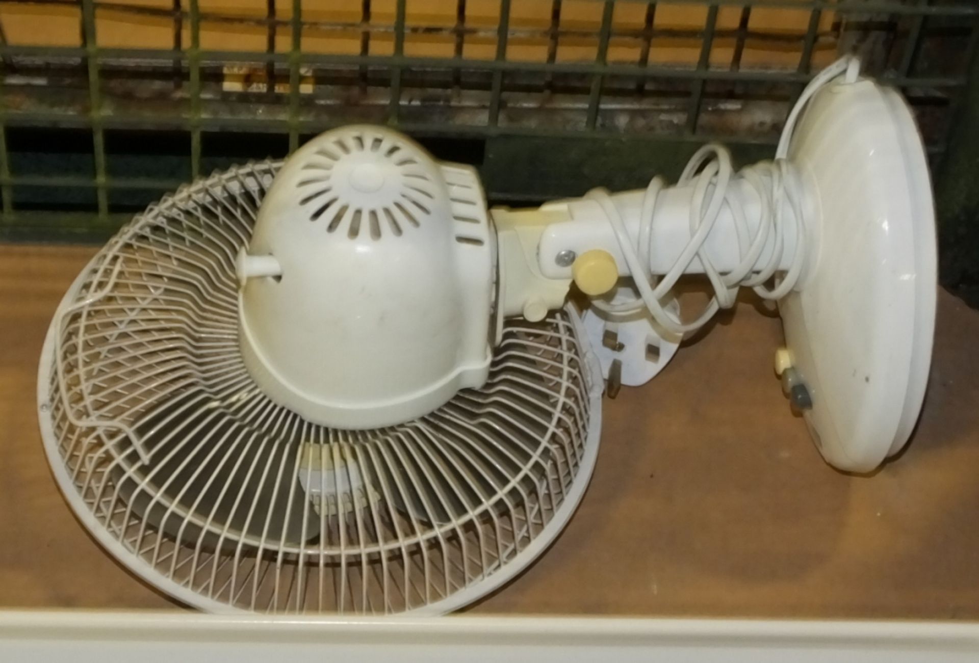 Domestic Electric Fans, Heater, Extension Leads - Image 3 of 5