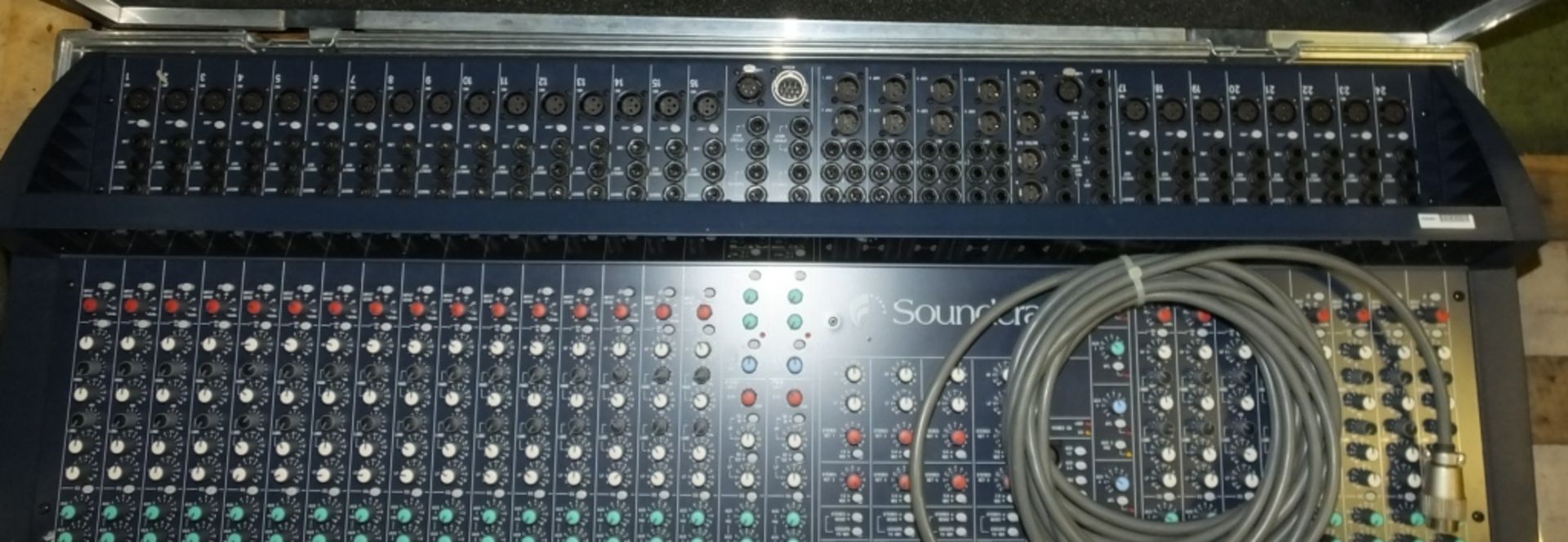 Soundcraft 8/24 Mixing Deck + Case - Image 2 of 4