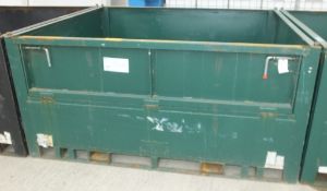 Metal stillage L 2100x 1800 x 1030mm