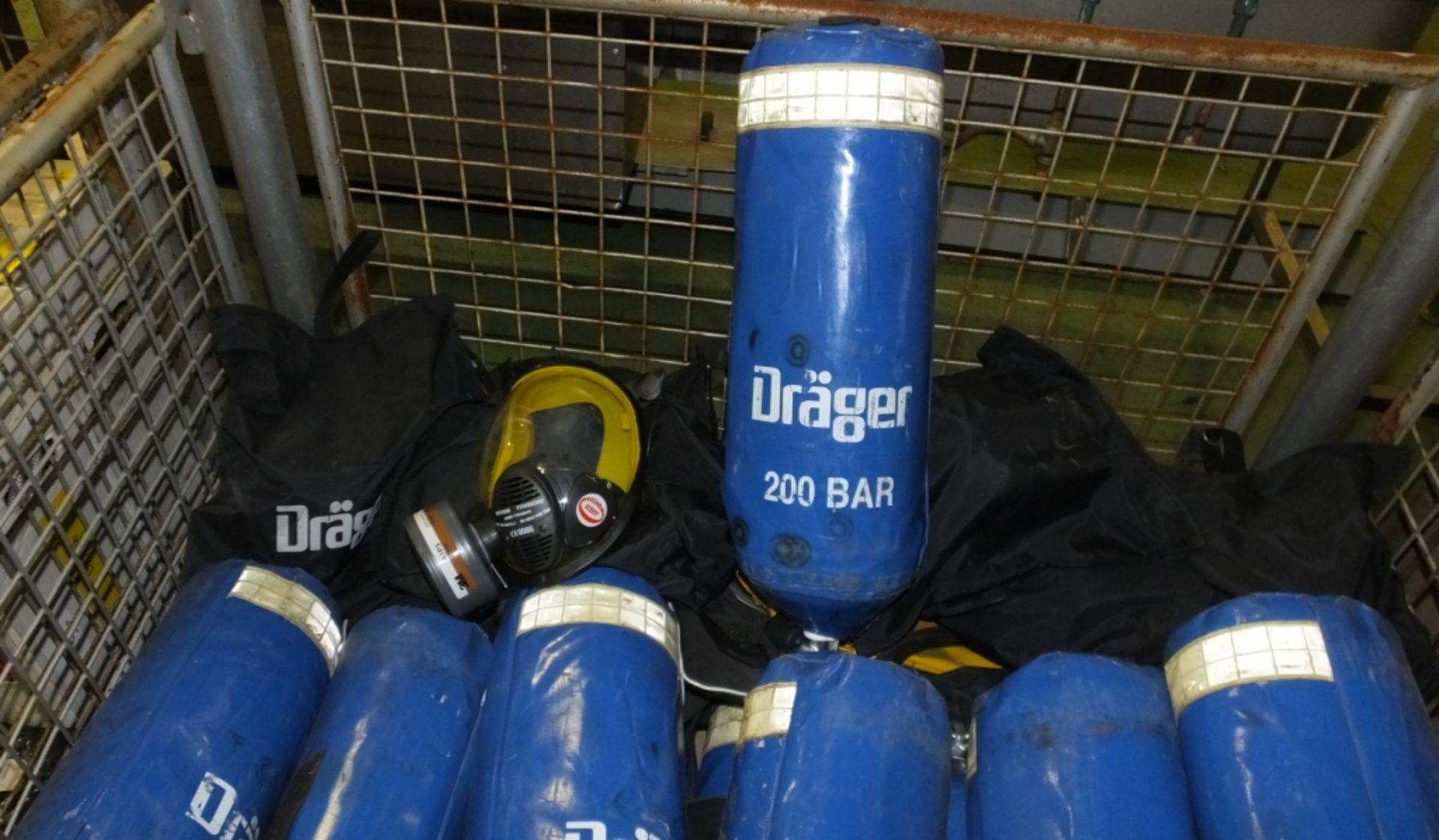 Drager BA Cylinders & Equipment (Spares Or Repair Not Servicable), Mask Unit (Spares or Re - Image 2 of 3