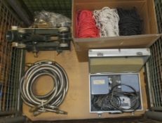 Hose assembly, 3 coils of Rope,