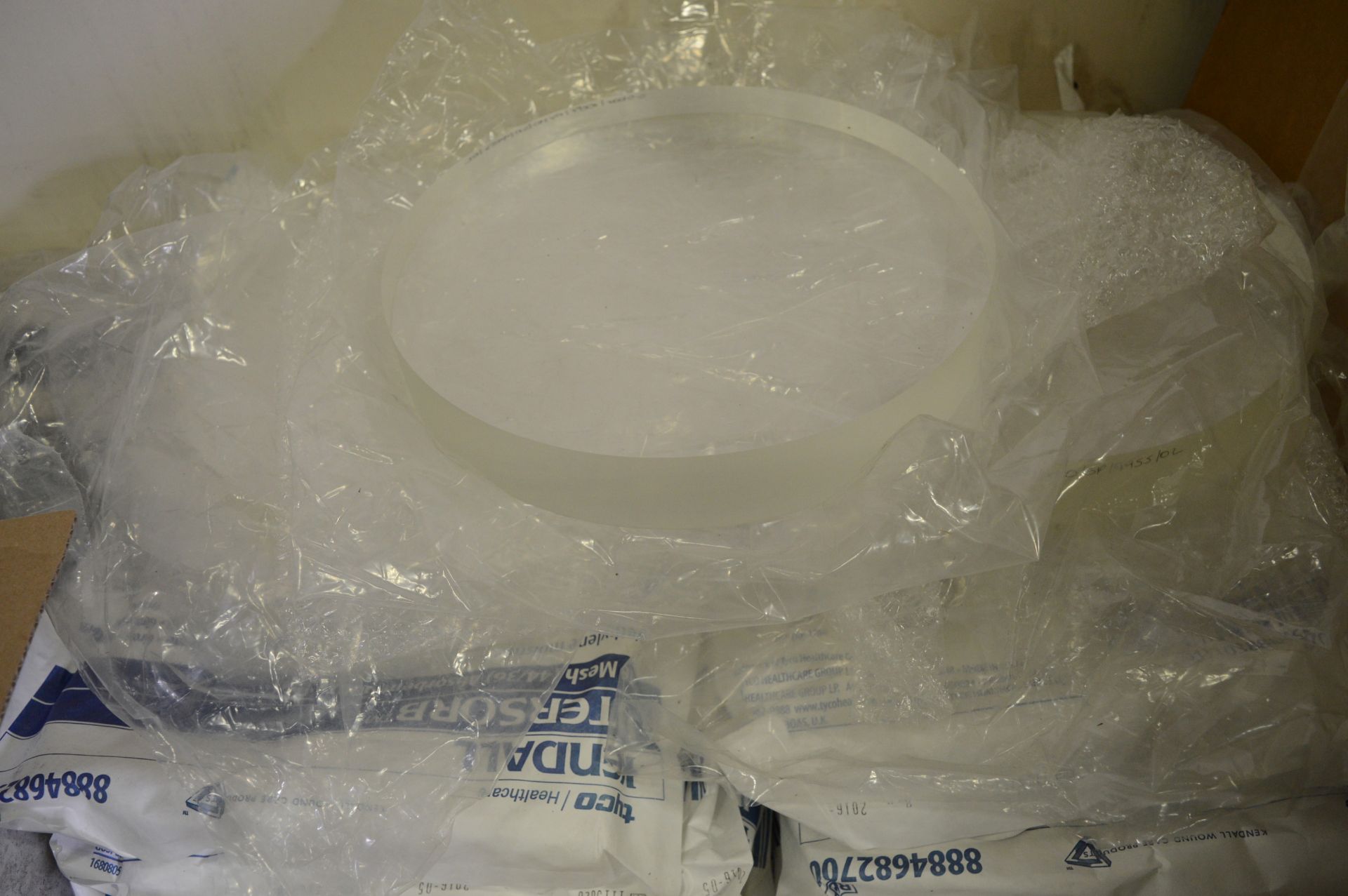 2x Pallets of Medical Supplies inc Gauze Pads, Sharps Bins, Perspex Discs. - Image 7 of 10