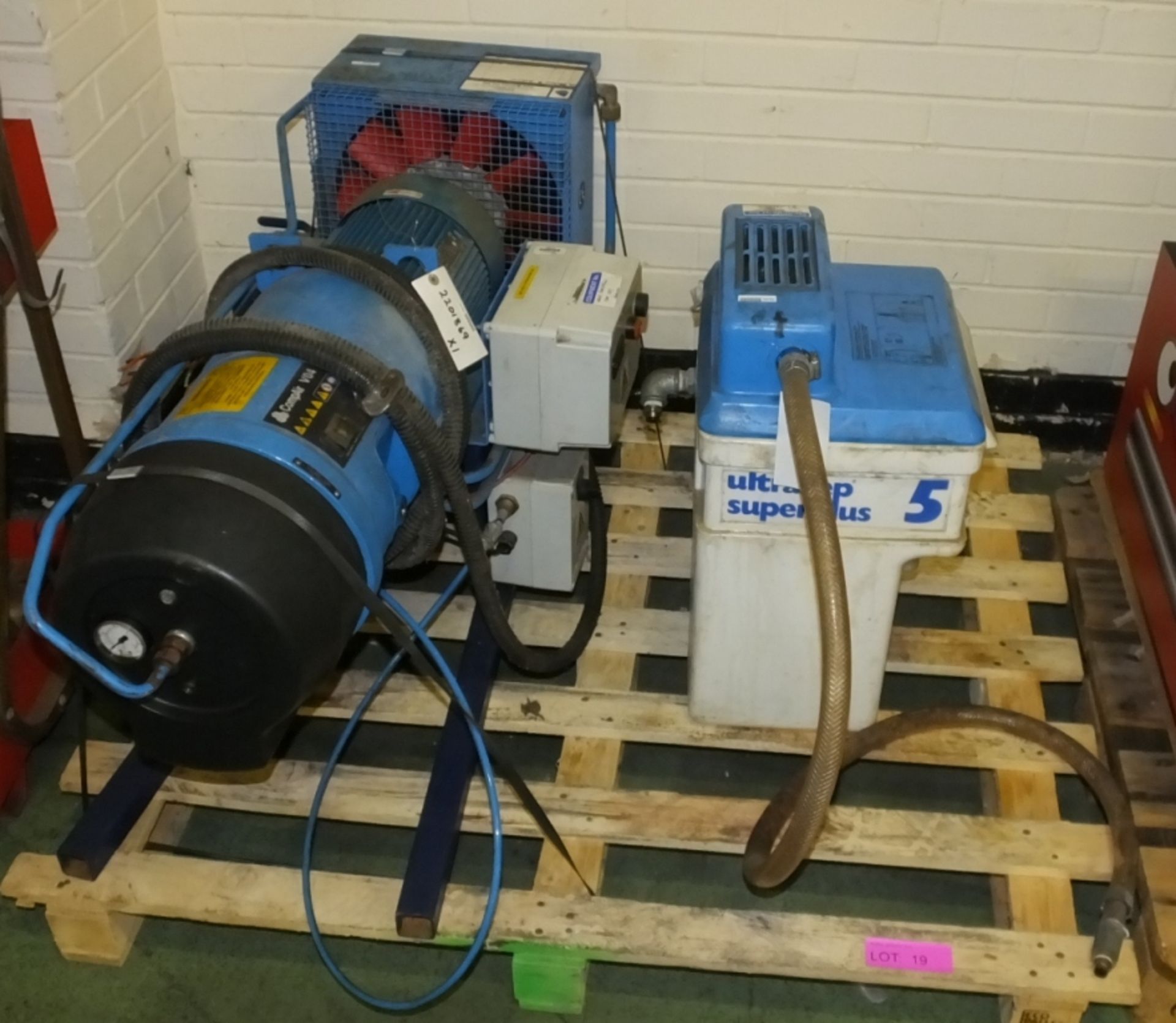 Compair V04 Hydrovane Air Compressor