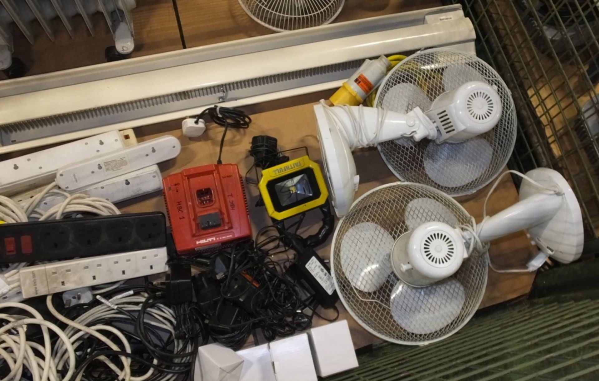 Domestic Electric Fans, Heater, Extension Leads - Image 5 of 5