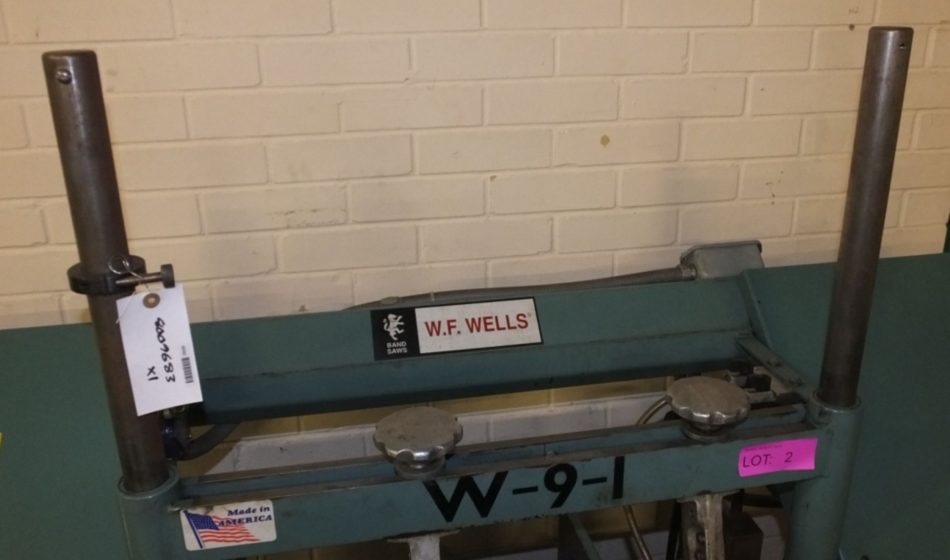 W.F.WELLS W-9-1 Powered Band Saw - £5+VAT lift out charge applied to this lot - Image 2 of 5