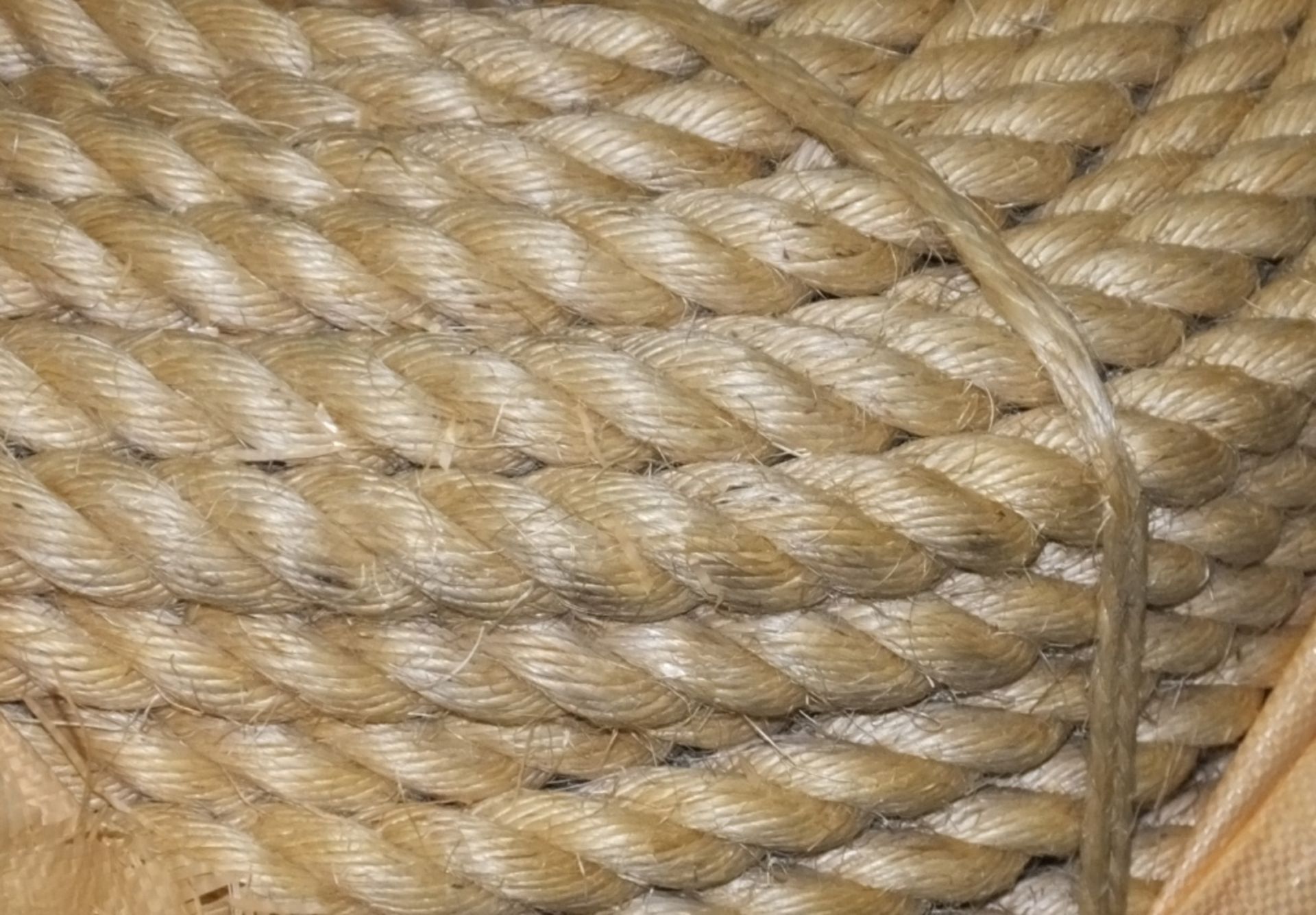 Large Roll of Fibrous Rope - Approximately diameter 3cm / 1.25” - Image 2 of 2