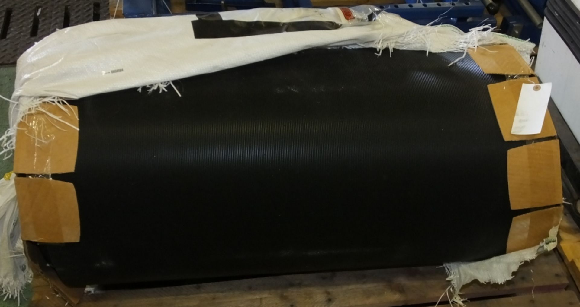 Black V Groove Rubber Matting 36" x 75' x 1/4" (WxLxThick)