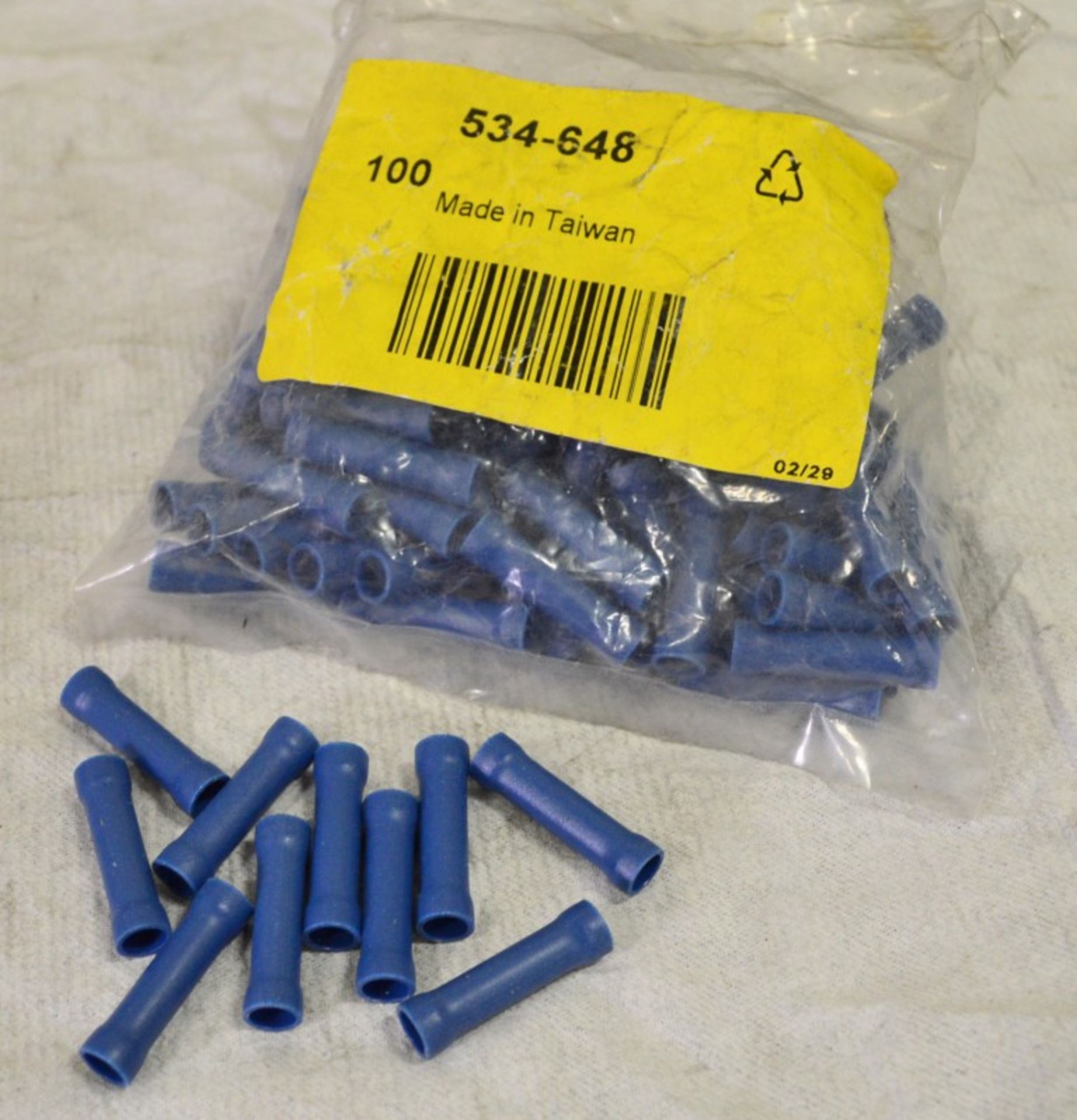 Large Quantity Crimp Connectors. - Image 2 of 2