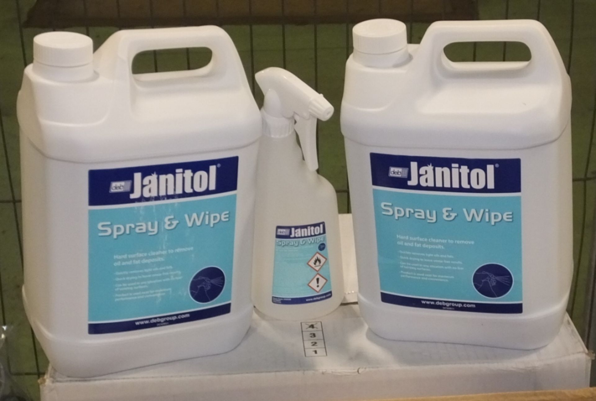 Janitol Spray & Wipe Cleaner Fluid - JSW 60B - 4x 5LTR bottles + 4 Spray Bottles - 8 boxes - Image 2 of 3
