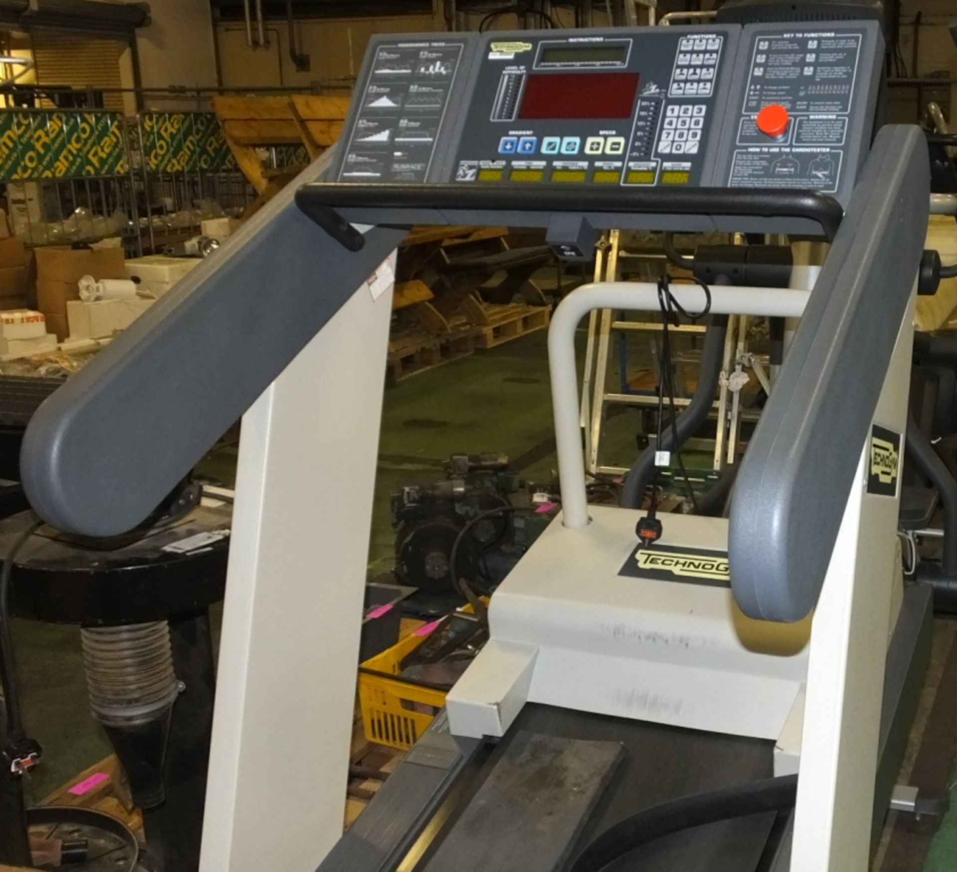 Technogym Run Race Treadmill - Image 2 of 2
