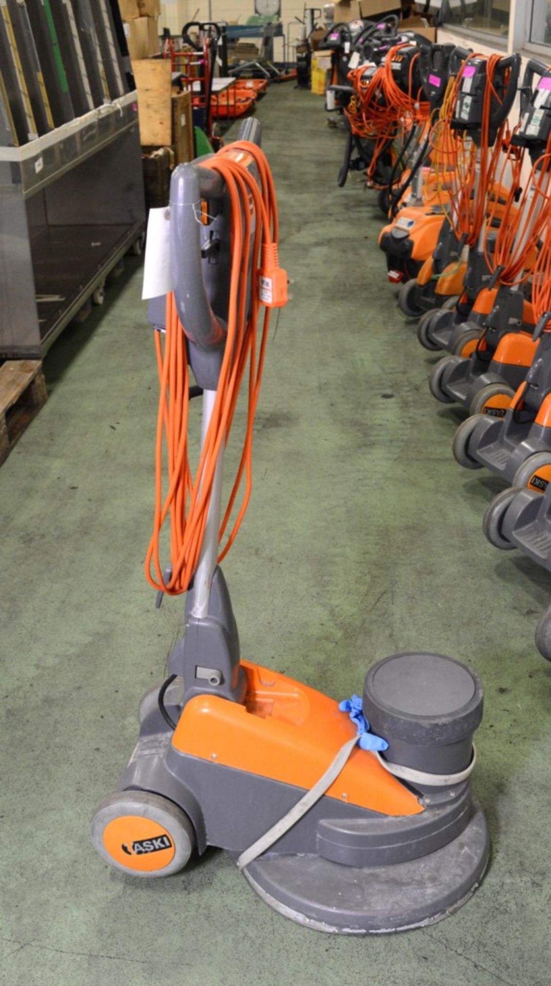 Taski Ergodisc 400 Floor Scrubber