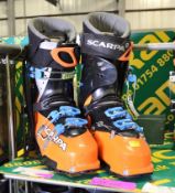 1x Pair Scarpa Maestrale Ski Boots.