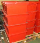 12x Plastic Stackable boxes with lids
