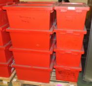 12x Plastic Stackable boxes with lids