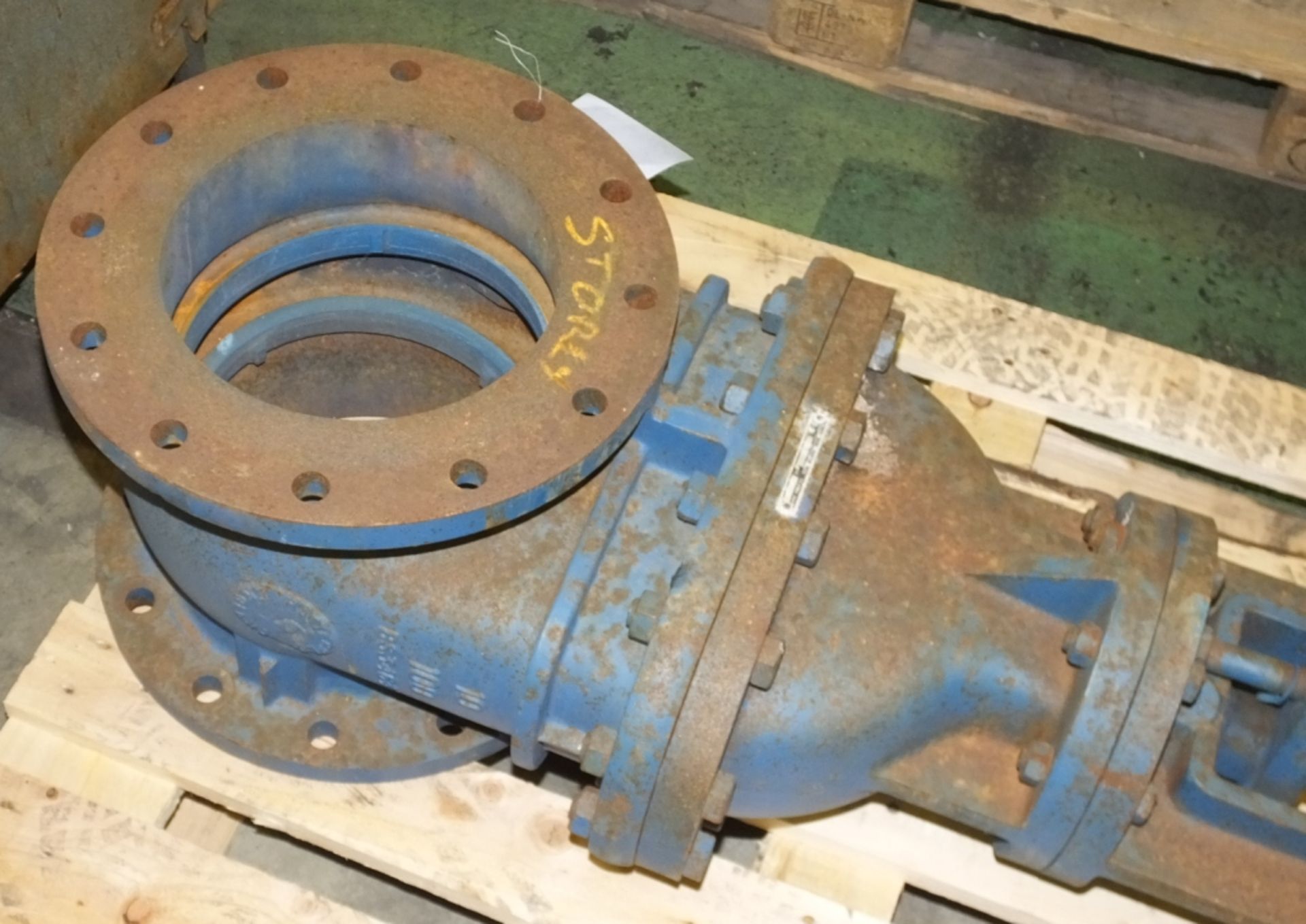 Heavy Duty Gate Valve - £5+VAT lift out charge applied to this lot - Image 2 of 3