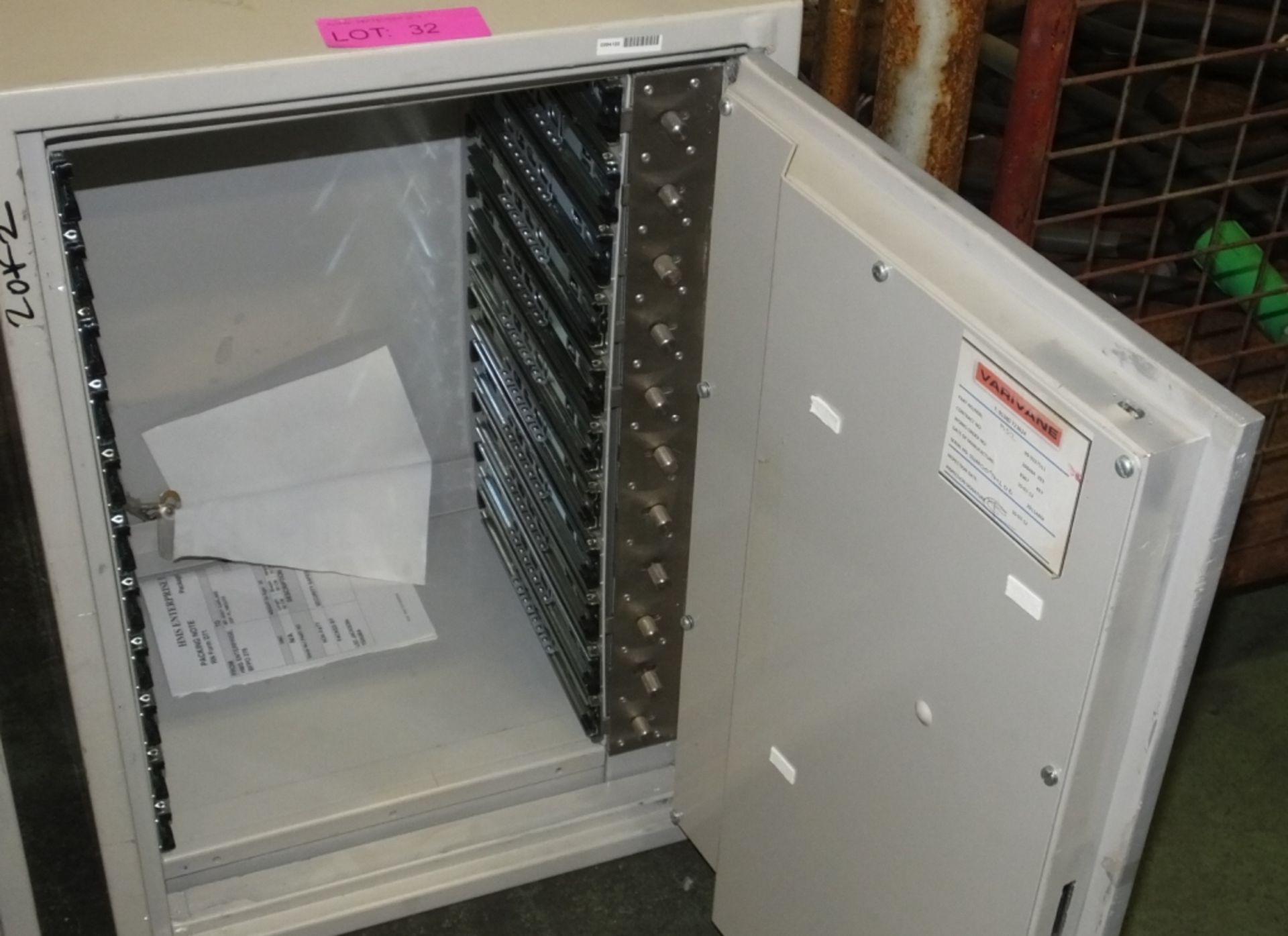 Safe With Key L460 x W430 x H700mm - Image 2 of 2