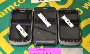 3x Samsung Mobile Phones - Batteries & backs may be missing.