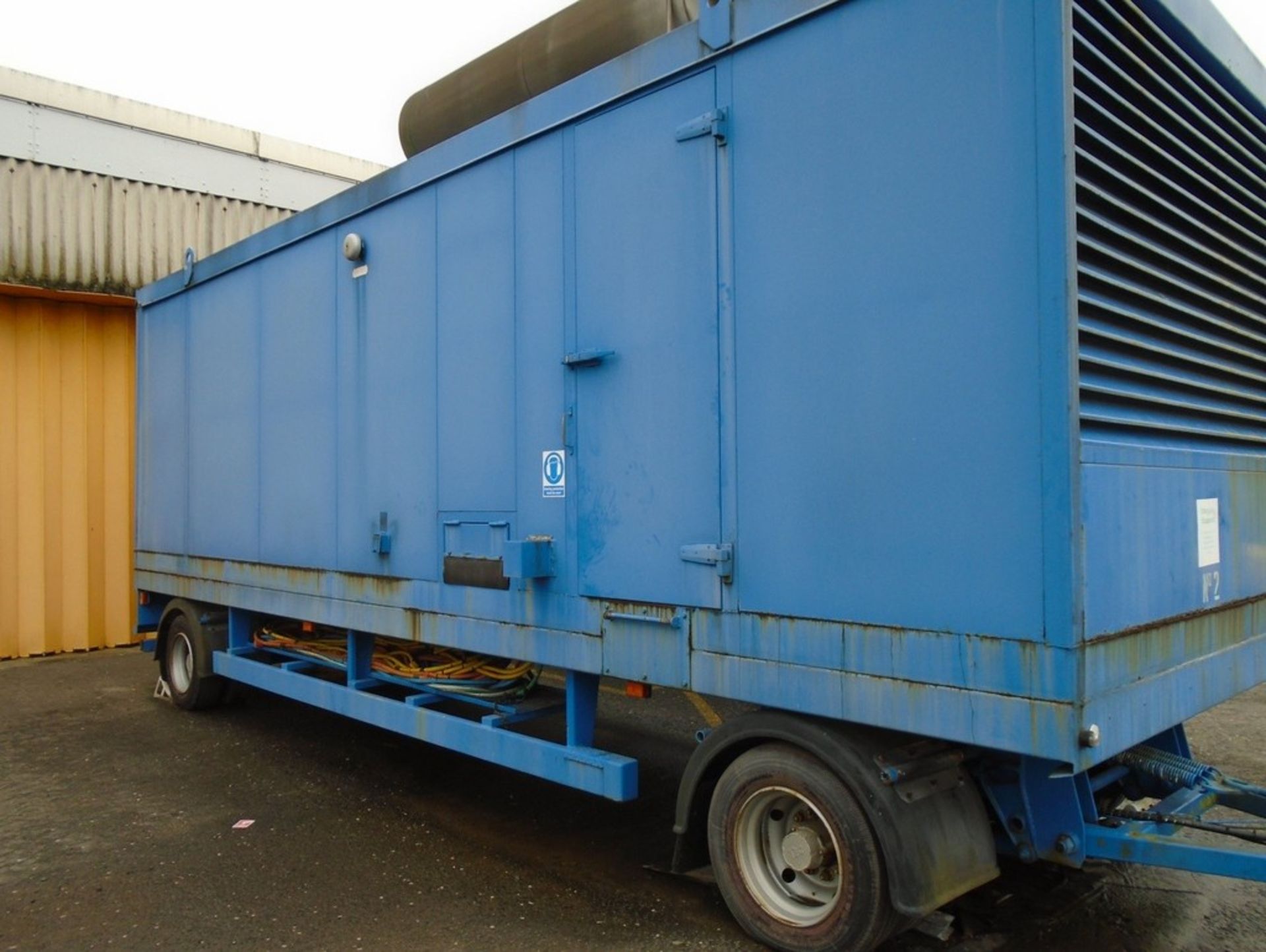 DORMAN TYPE 6SETCR SIX CYLINDER DIESEL ENGINE 500KVA GENERATOR IN ACCOUSTIC TRAILER