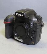 Nikon D800 Camera body with battery