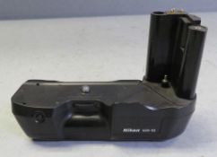 Nikon MB-10 Battery attachment