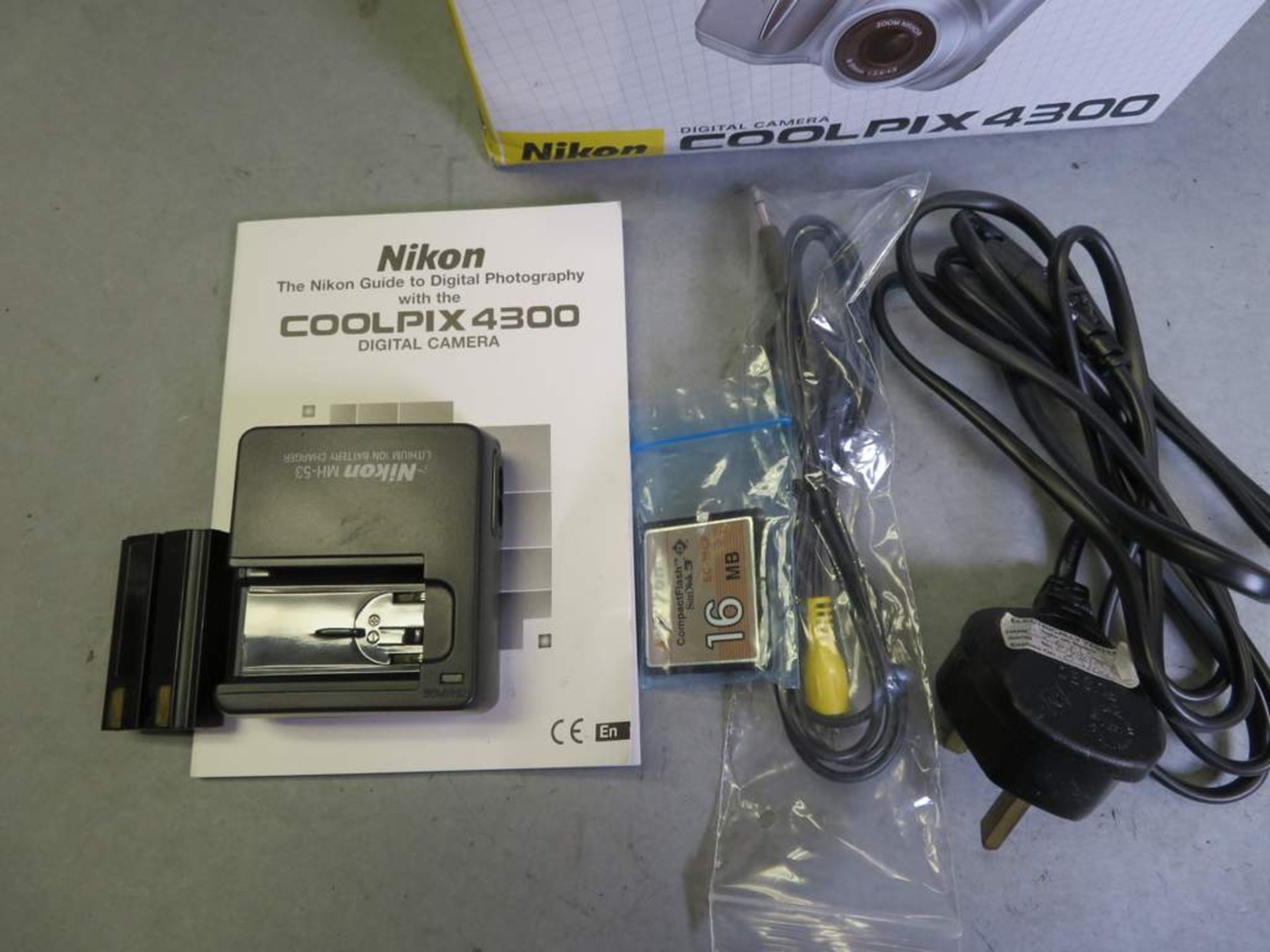 Nikon Coolpix 4300 digital camera - Image 6 of 7