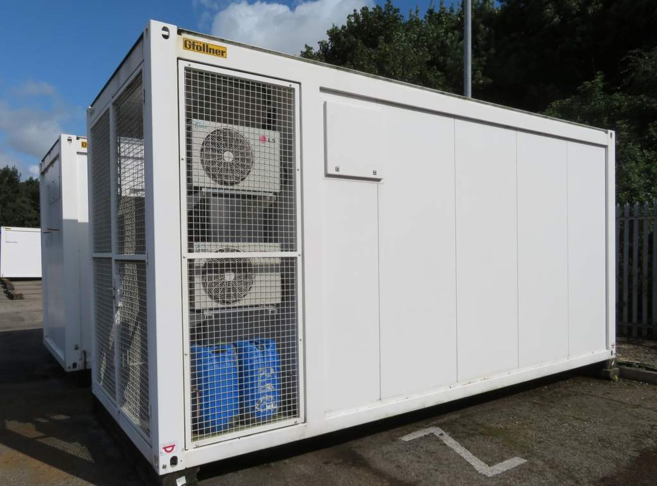 Online Auction of Containerised Rohde & Schwarz Digital Television Transmission Systems