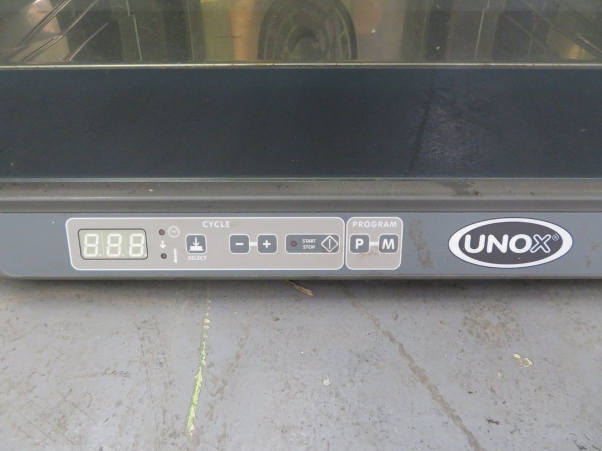 2011 UNOX MODEL XF130-B COMPACT CONVECTION OVEN - Image 4 of 5