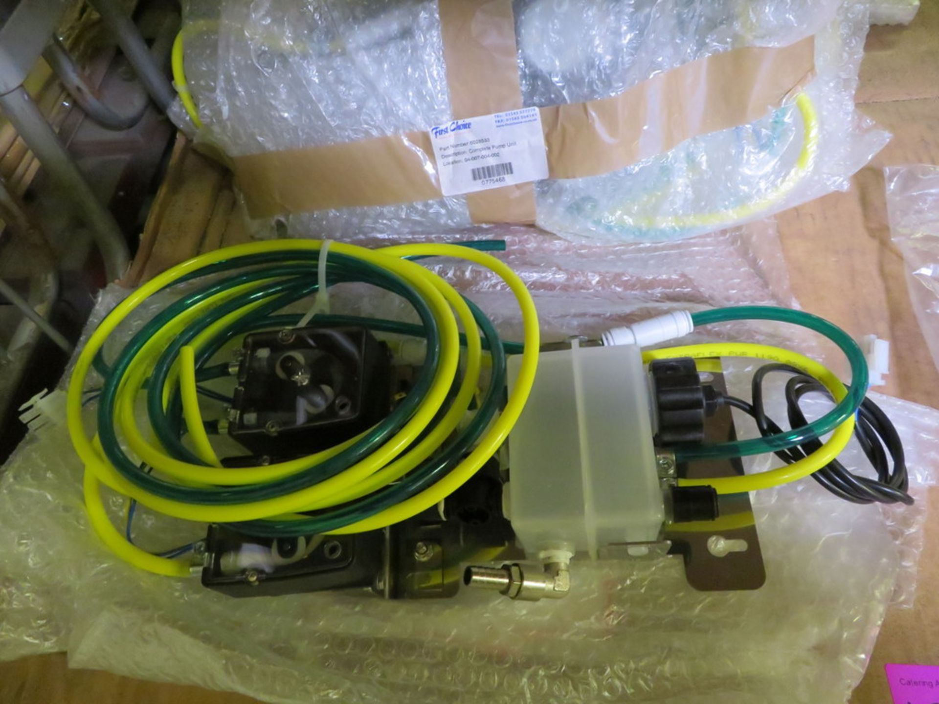 5 X COMPLETE PUMP UNITS AND WIRING LOOM ASSY - Image 2 of 2