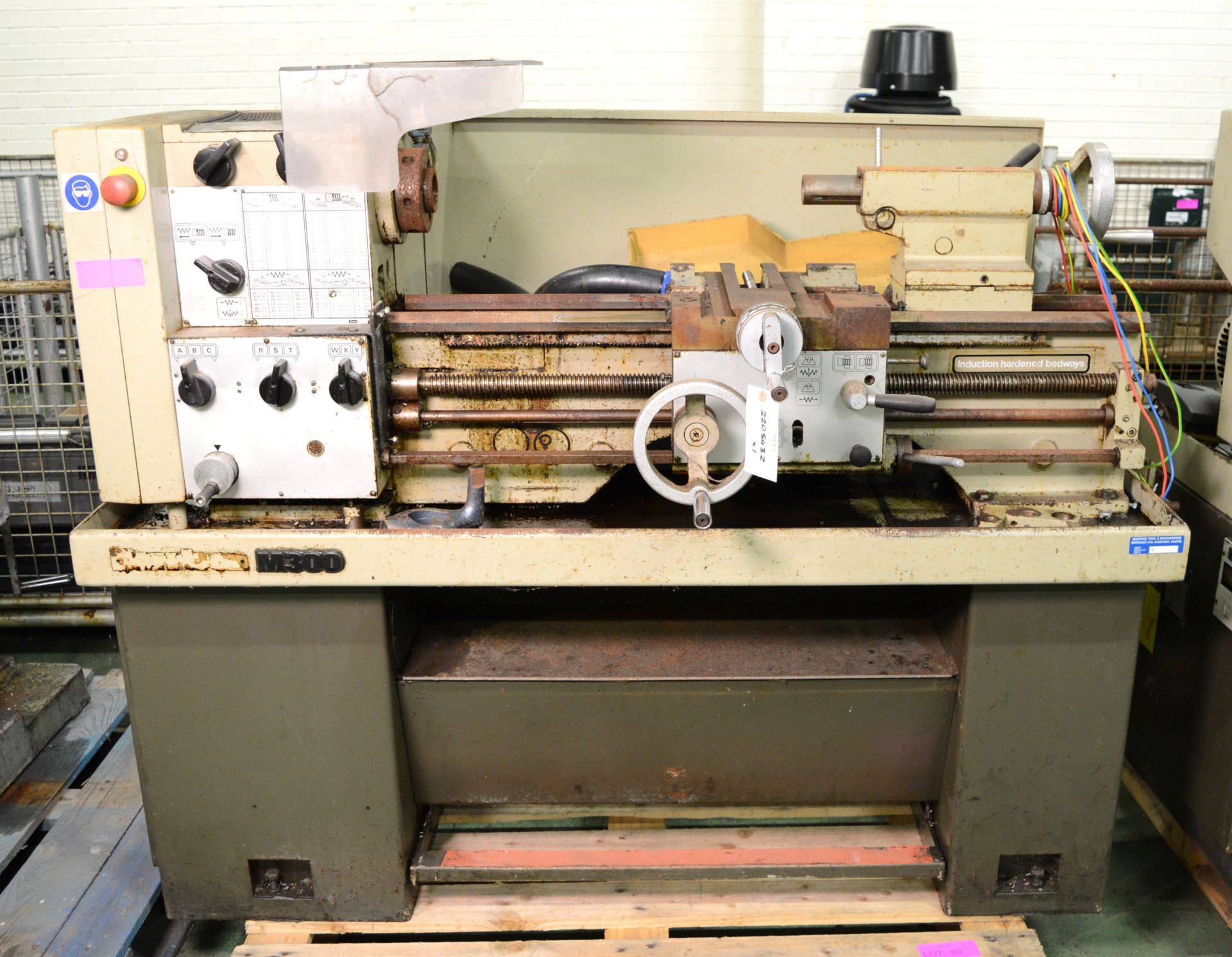 Harrison M300 Lathe L1640 x W950 x H1180mm as spares - £5+VAT Lift out charge applied to this lot