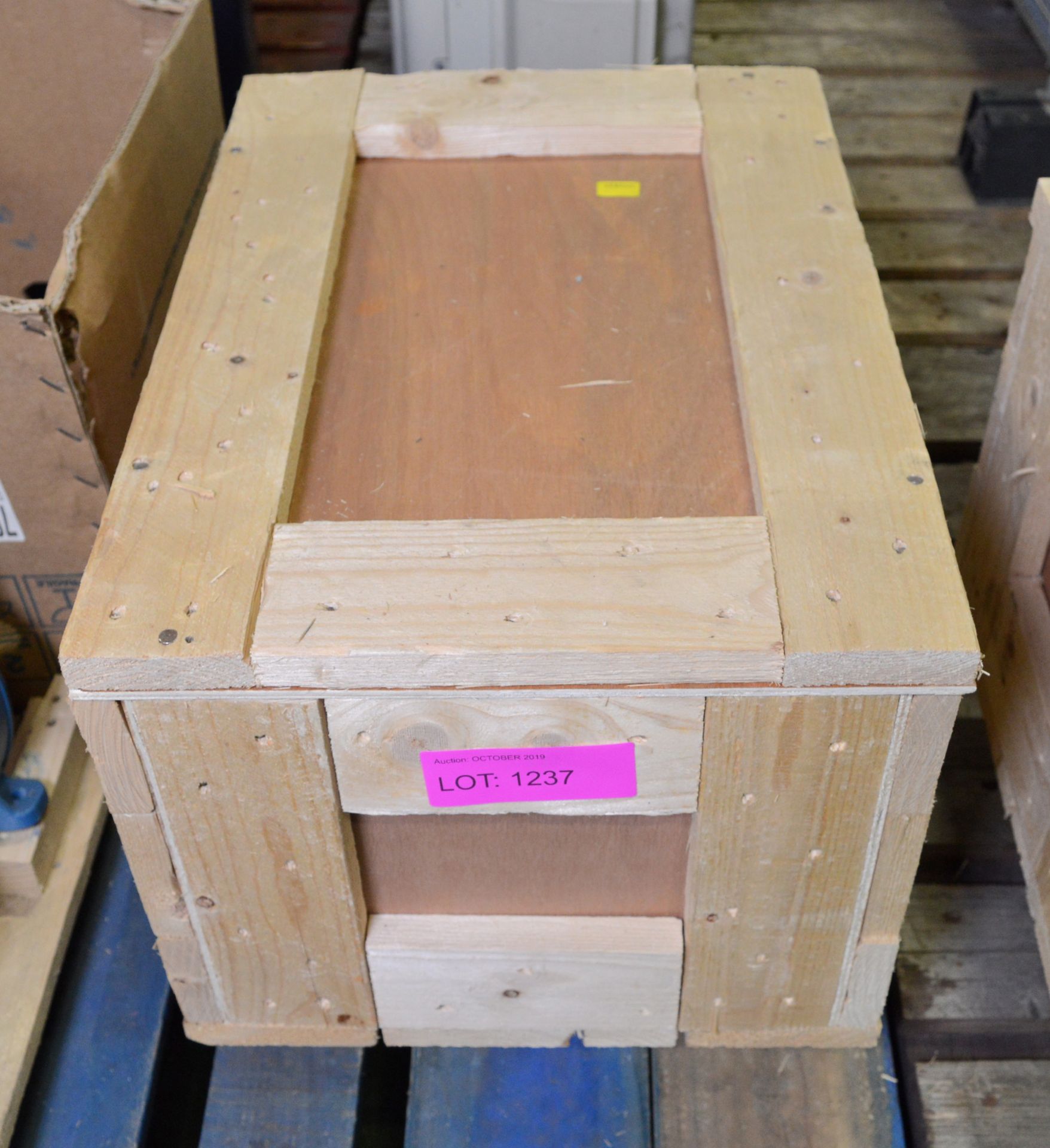 Compressor Motor A1.5-8YHT in wooden transit case