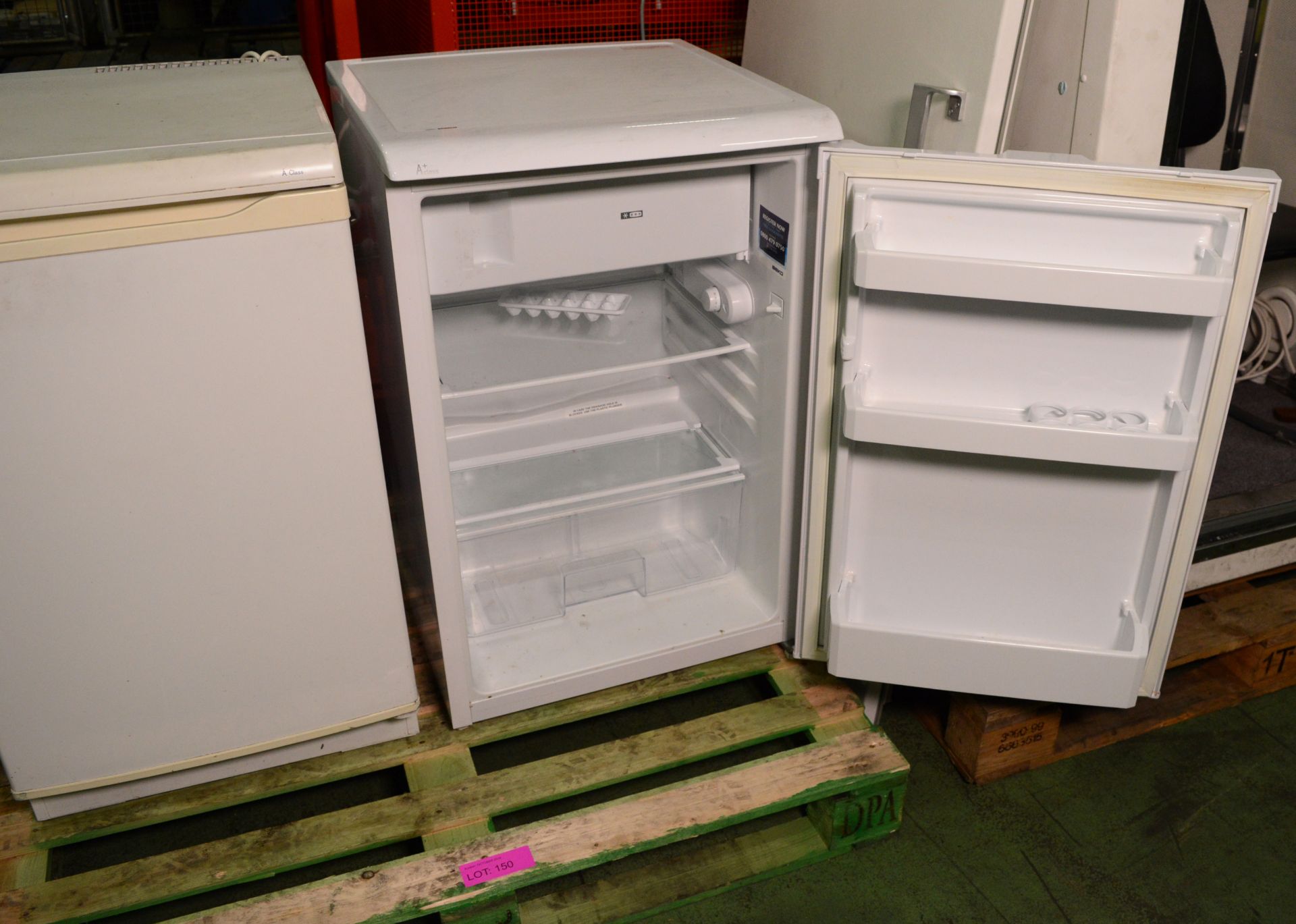 Beko Refrigerator, LEC Refrigerator - Image 3 of 3