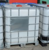 2x Intermedite Bulk Container.