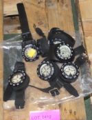 7x Divers Compasses