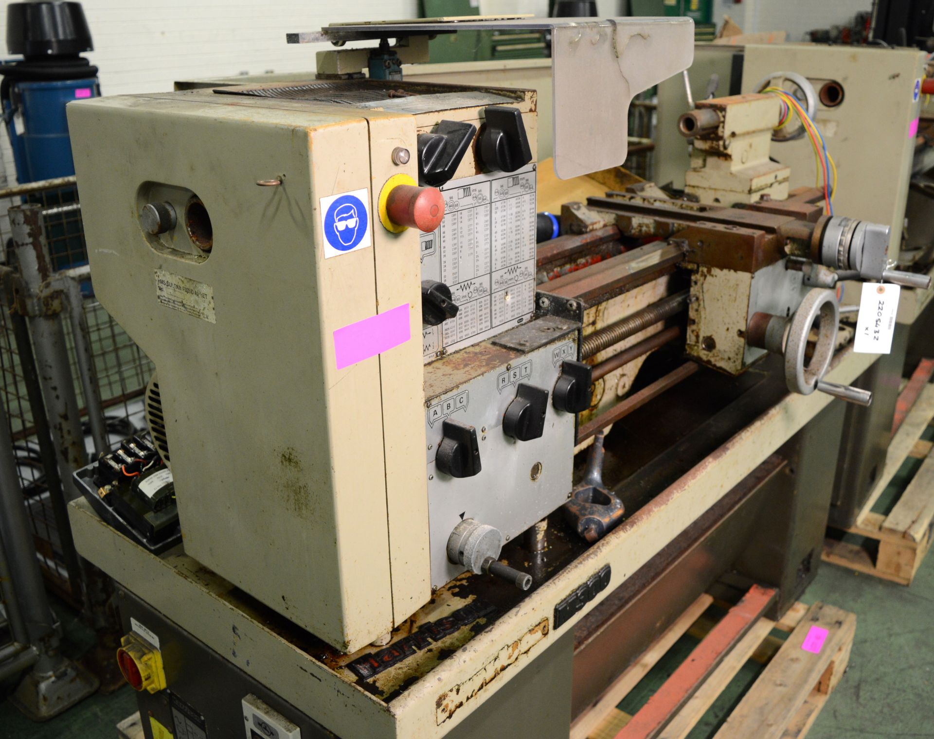 Harrison M300 Lathe L1640 x W950 x H1180mm as spares - £5+VAT Lift out charge applied to this lot - Image 3 of 5