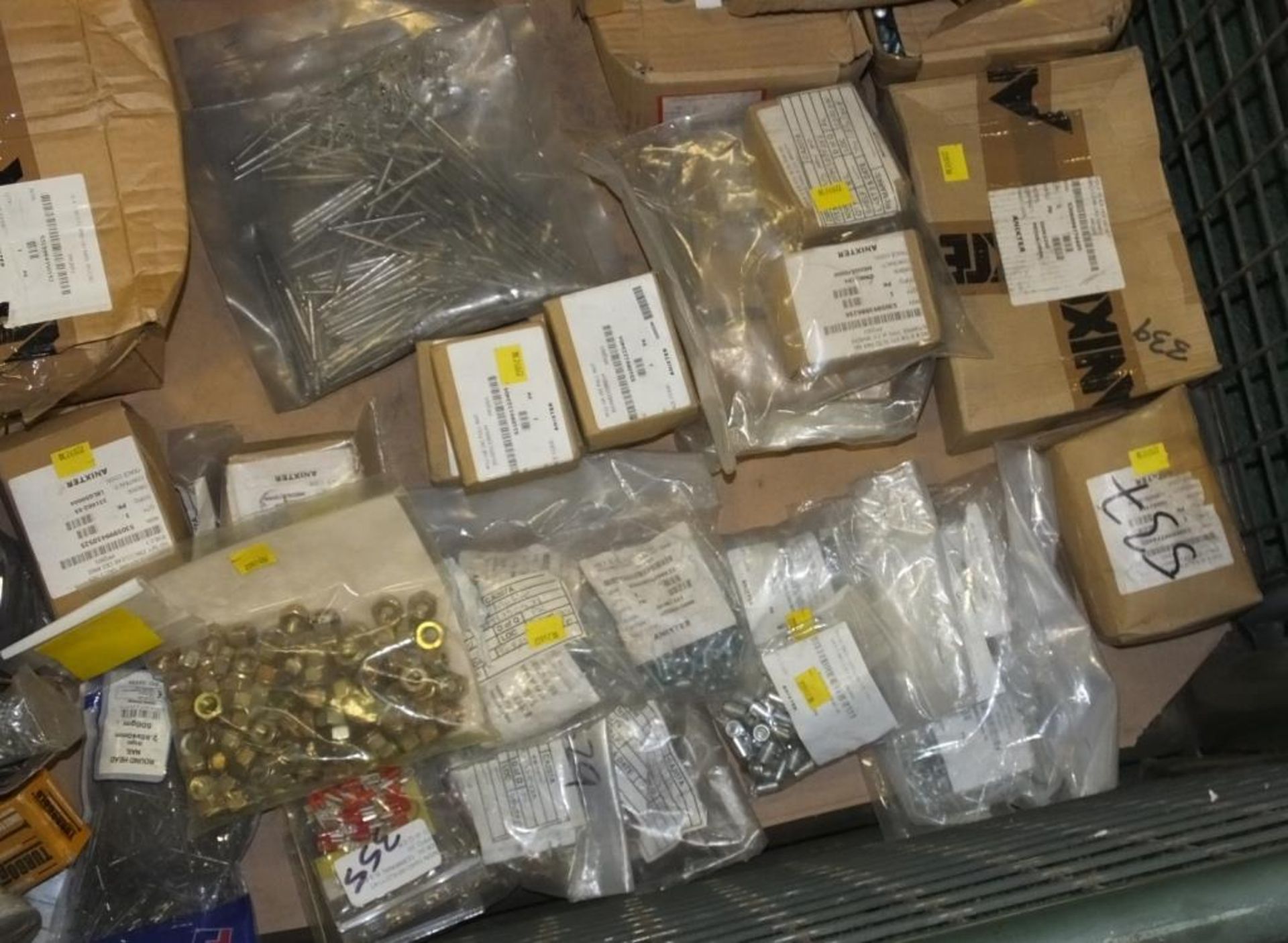 Assorted Fasteners - Washers, Bolts, Nuts, Wire Nails 40x2.36mm, - Image 4 of 5