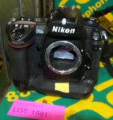 Nikon D2xS Camera body