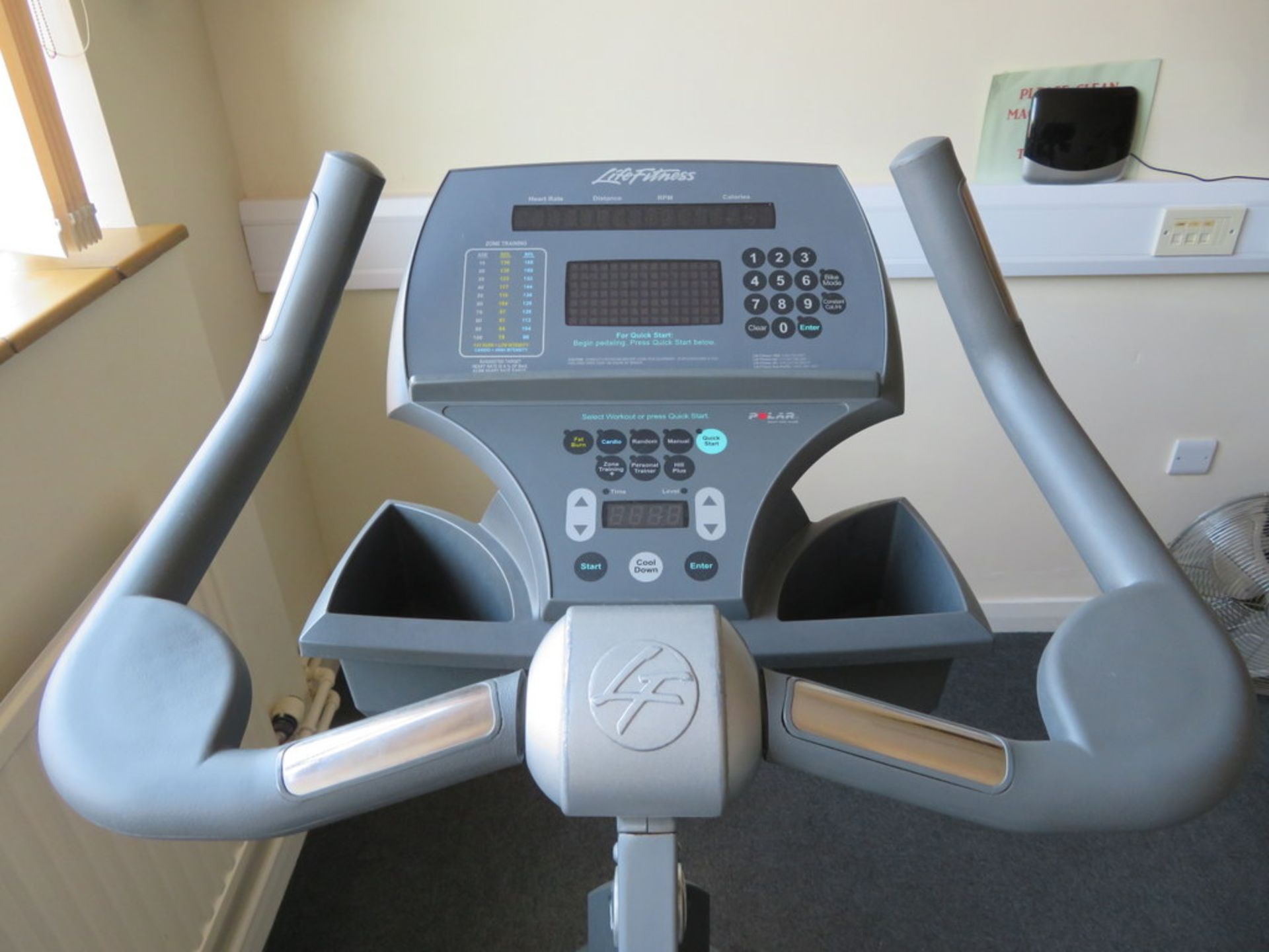 LIFE FITNESS MODEL 95Ci EXERCISE BIKE; 1100 X 620 X 1370MM - Image 2 of 3