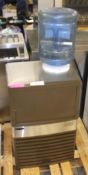 Rexmartins Ice Maker