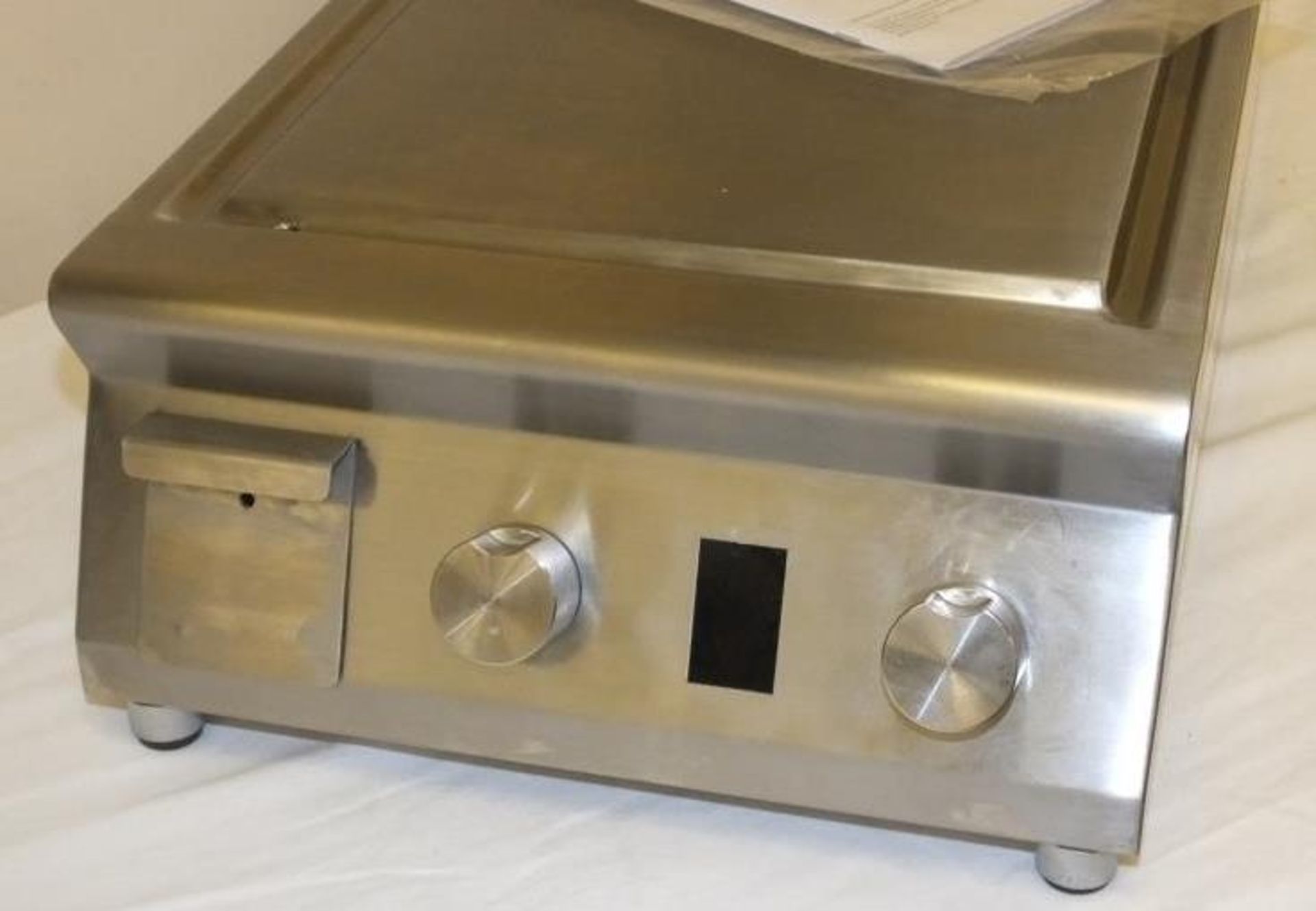 Rexmartins Model RMBSTIFT35 SemiPro Induction Teppanyaki, 70x45x24cm, New & Boxed - Image 3 of 3