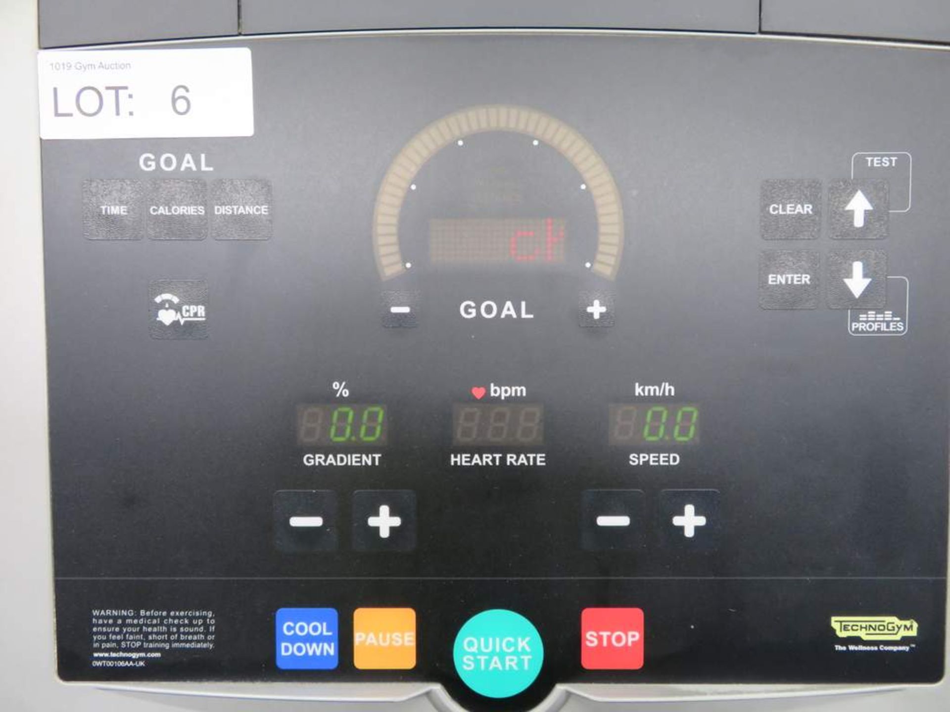 Technogym Model: Run 500 Treadmill. - Image 5 of 8